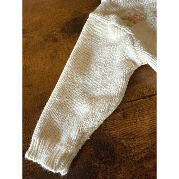 Vintage Le Mine Baby Cardigan White With Floral Embroidery & Yellow Buttons 3mth - Picture 5 of 16